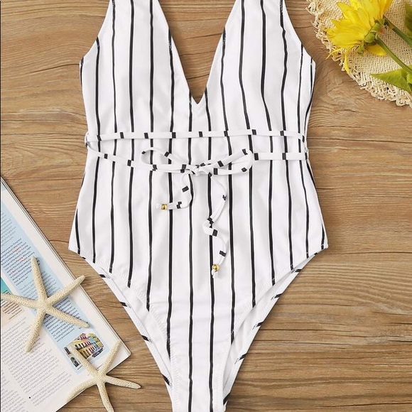 Striped tie waist one piece NWOT - Picture 3 of 3